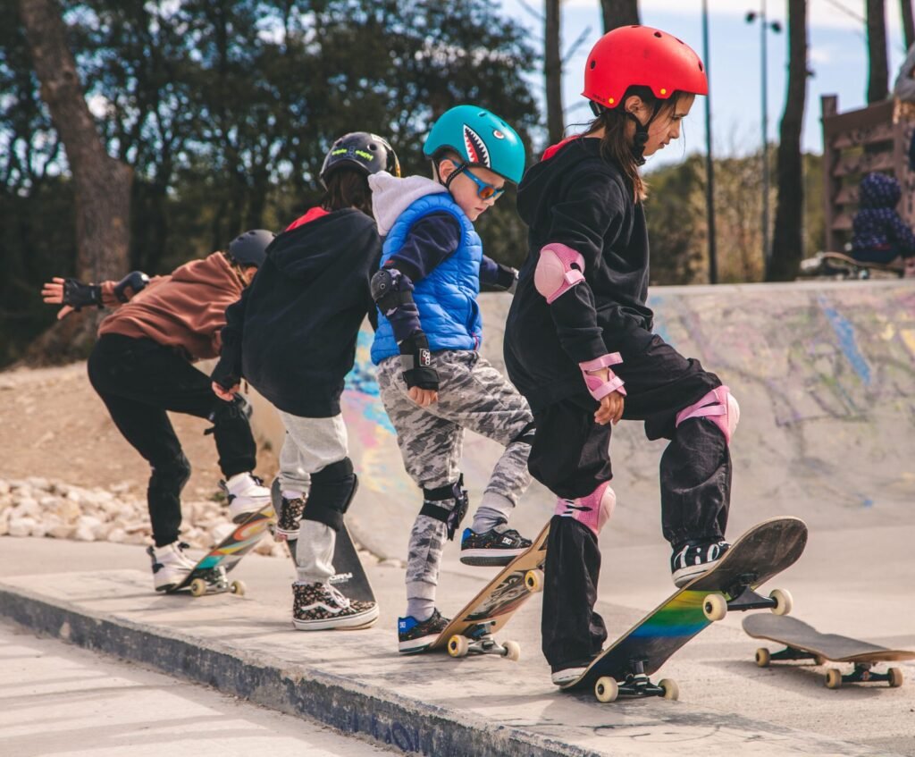 cours de skateboard enfant skatepark Fuveau près d'Aix-en-Provence